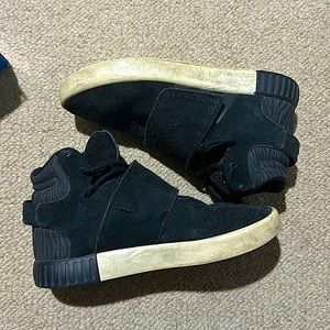 Adidas Tubular Invader Strap J used